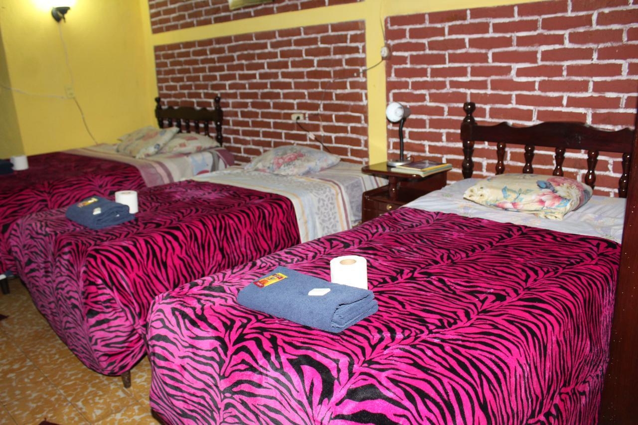 Hotel Casa Del Viajero Quetzaltenango Exterior foto
