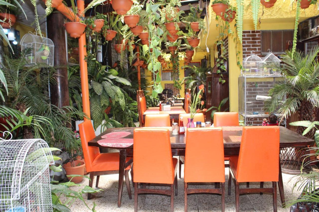 Hotel Casa Del Viajero Quetzaltenango Exterior foto