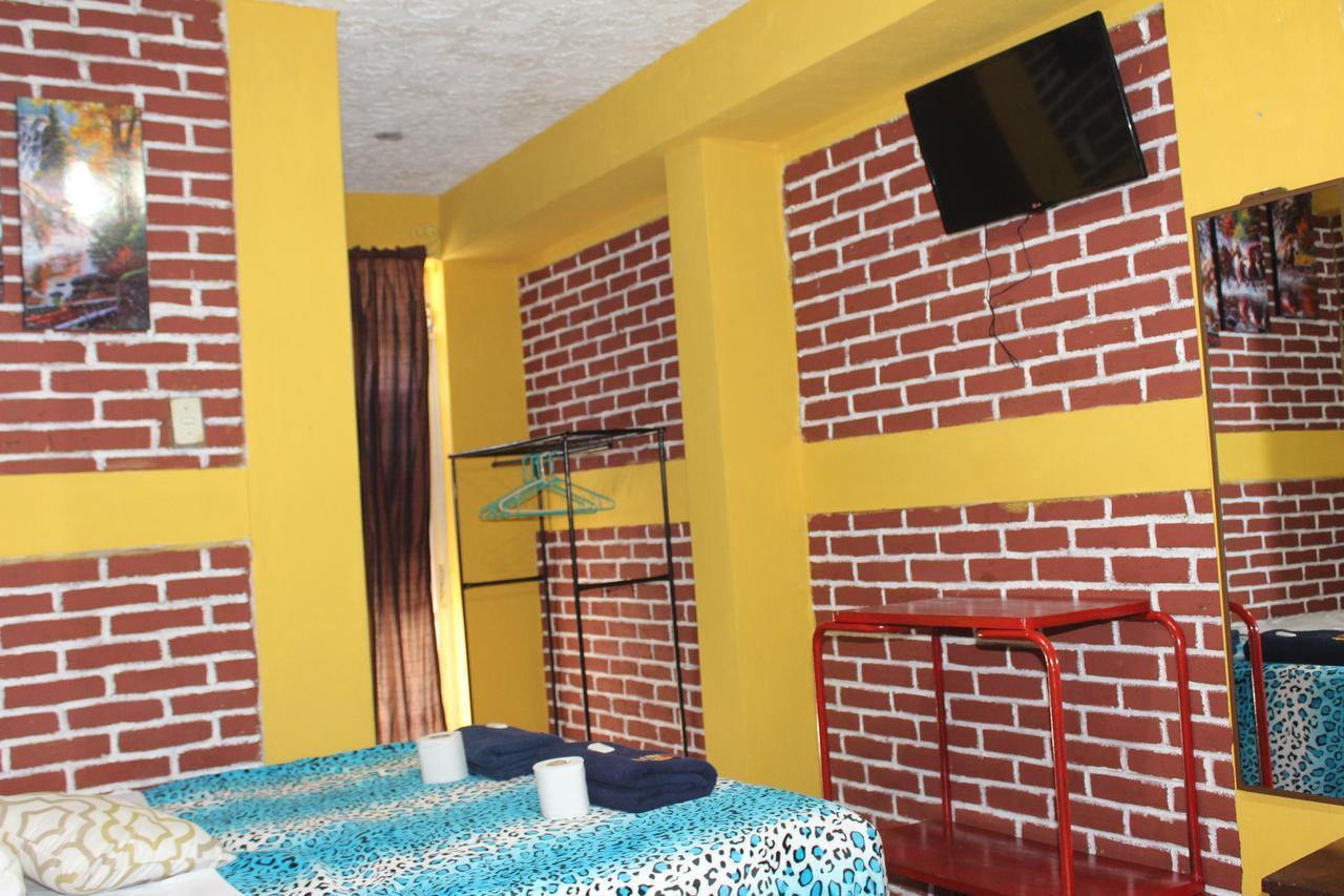 Hotel Casa Del Viajero Quetzaltenango Exterior foto